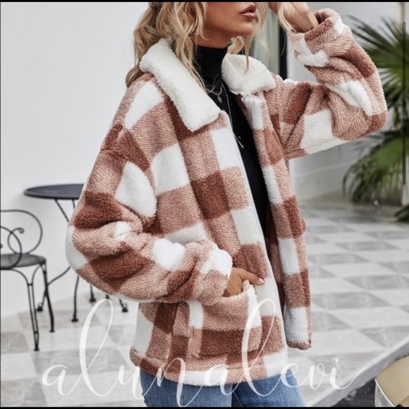 C53) New! Ultra Soft Plush Plaid Jacket Coat Pockets - Picture 3 of 5